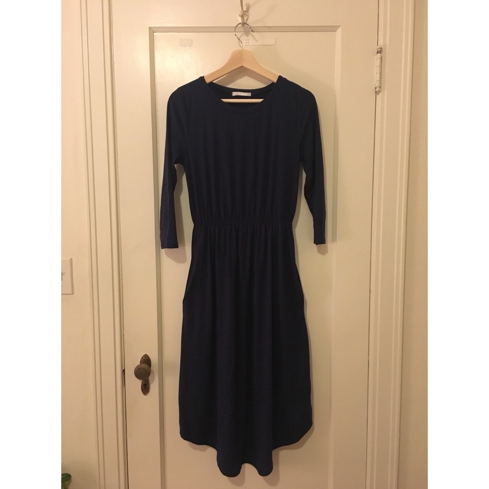Midi navy dress